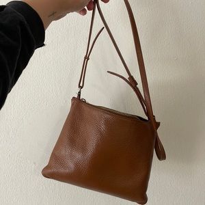 SPRING SALE! 🌼 Cuyana Crossbody Bag Saddle Brown